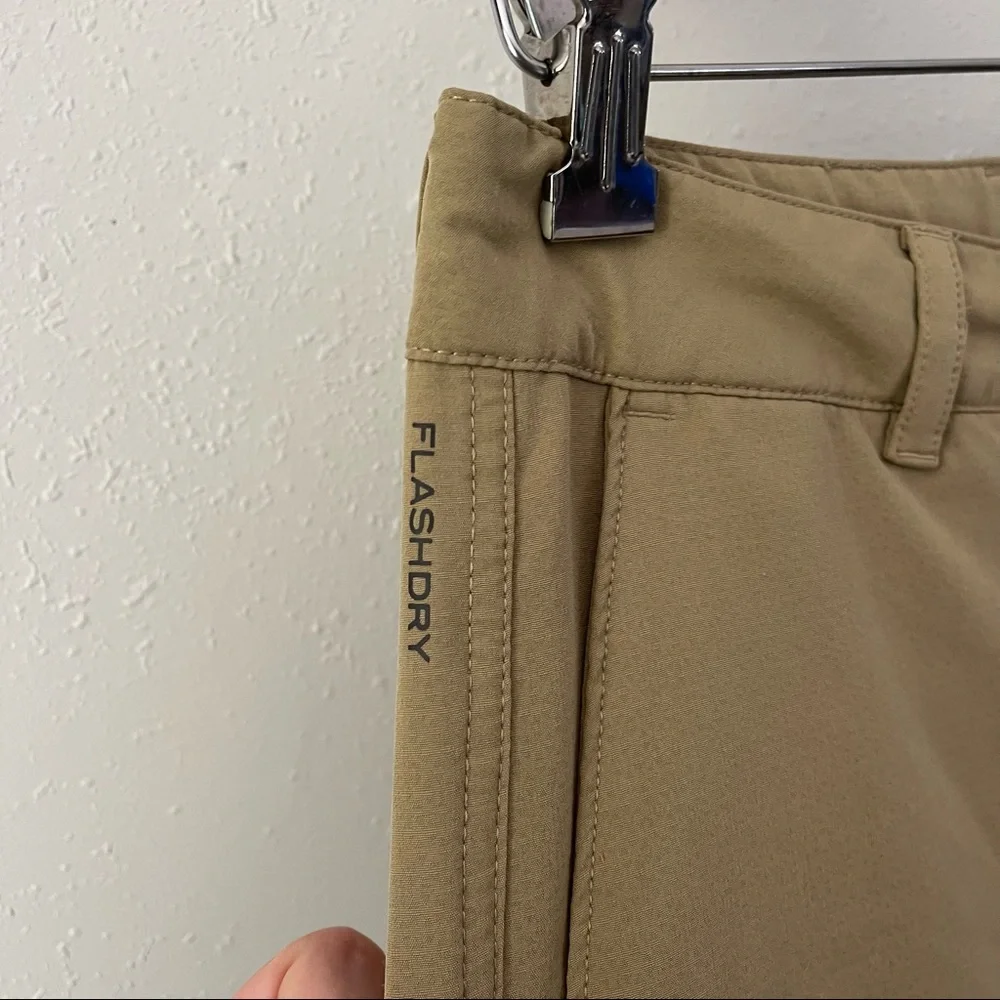 The North Face FLASHDRY Khaki Shorts Size 32